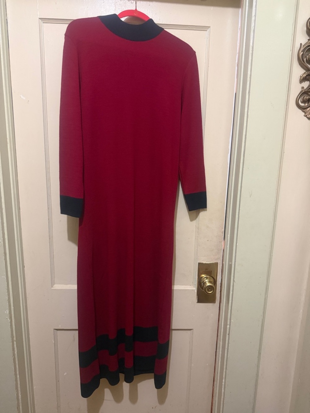 Maxi Dress with matching Scarf - Picture 4 of 6